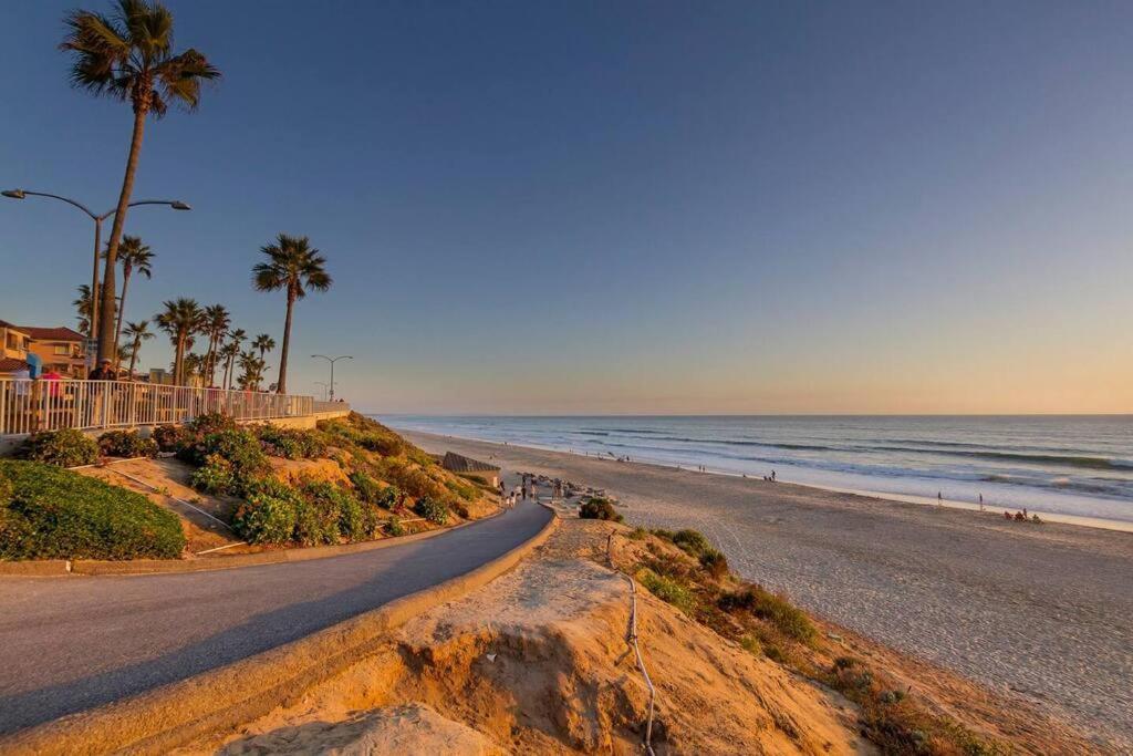 Great Group Retreat! Hacienda Decor, Spacious Floor Plan, Private Backyard Carlsbad Esterno foto